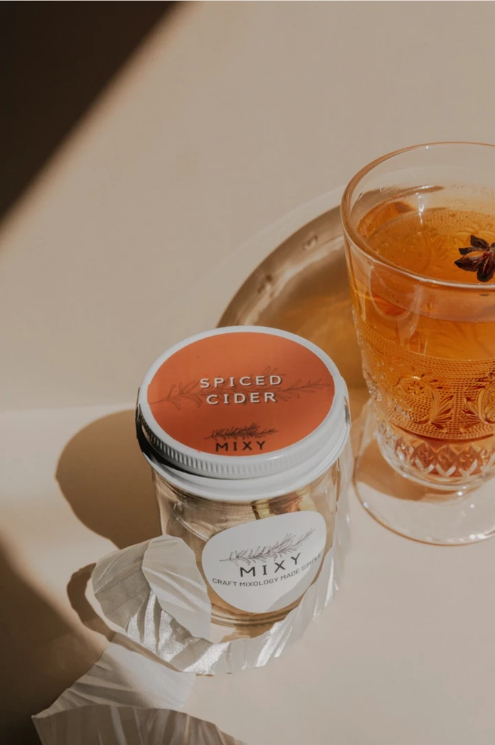Drink MIXY Drinks + Cocktails Mixy Spiced Cider Kit 4 Drink MIXY Drinks + Cocktails Mixy Spiced Cider Kit