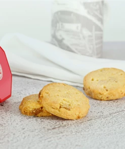 Shortbread House Of Edinburgh Hazelnut & White Chocolate Shortbread Rounds Sweet Treats