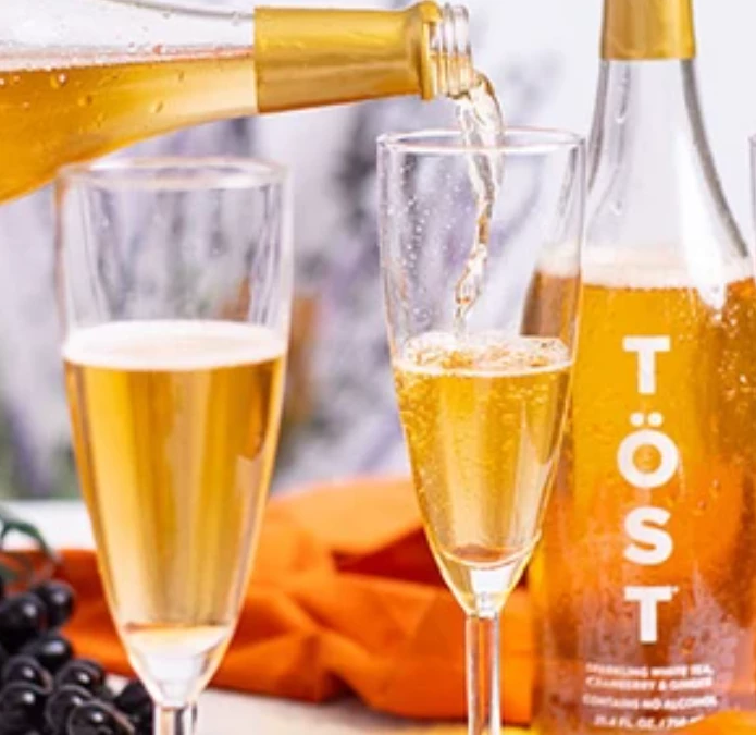 Drinks + Cocktails TÖST Non-Alcoholic Sparkling Beverage 6 Drinks + Cocktails TÖST Non-Alcoholic Sparkling Beverage
