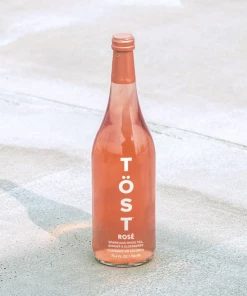 TÖST ROSÉ A Non-Alcoholic Refresher